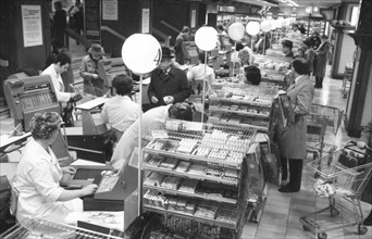 The food department of the department stores' Karstadt 1982, Germany, Europe