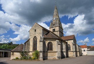 Church Église Saint-Cassien, Savigny-lès-Beaune, Département Côte-d'Or, Burgundy, France, Europe