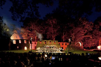 "Katharina von Bora", chamber opera, Denkmalschmiede Höfgen - light production: Günter Ries