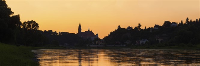 Meißener Scherenschnitt