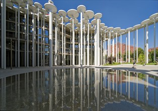 Säulengarten, SAB Forum, new building Sächsische Aufbaubank, Leipzig, Saxony, Germany, Europe