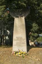 Memorial stone for the old synagogue