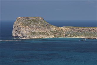 Venetian sea fortress Gramvoussa, sailboat, peninsula Gramvoussa, pirate bay, Balos, Tigani, blue