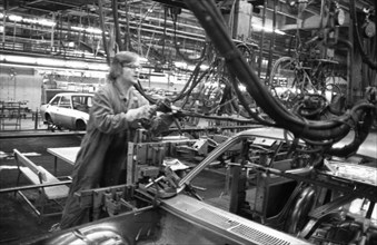 Production on the bodies of Opel AG vehicles in Plant I on 09.12.1975 in Bochum, Germany, Europe