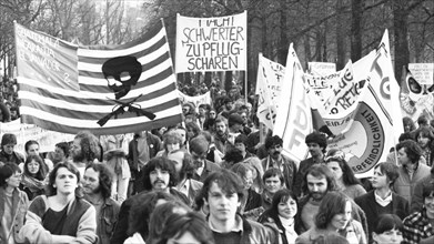 The occasion was the SPD party conference in 1982 for the Young Socialists in the SPD to