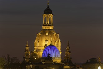 The Church of Our Lady with the glass dome over the octagon of the Academy of Arts, which is