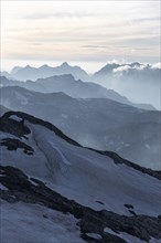 Evening mood, silhouettes, dramatic mountain landscape, view from Hochkönig, Salzburger Land,