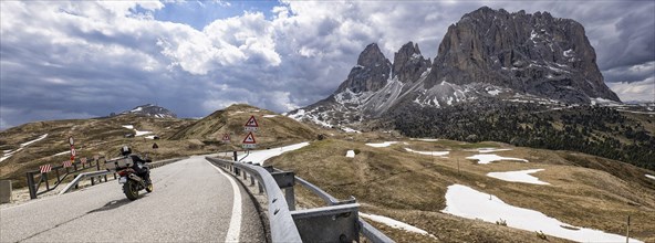 Motorbike tour in the Dolomites