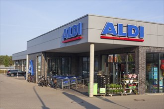 Aldi-Nord supermarket with logo, Achim, Lower Saxony, Germany, Europe