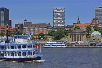 Europe, Germany, Hanseatic City of Hamburg, St. Pauli, Landungsbrücken, Elbe, view over the Elbe to