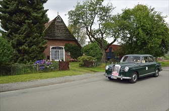 Europe, Germany, Lower Saxony, Lower Elbe Classics, classic car tour, Mercedes-Benz, Ponton 190,