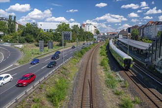 Motorway, A100 city motorway, Witzleben S station, Flixtrain, Berlin, Germany, Europe