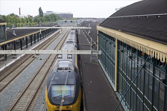 Train at platform, Den Bosch, 's-Hertogenbosch, railway station, North Brabant province,