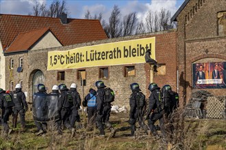 Beginning of the eviction of the Lützerath hamlet, camp of climate activists and squatters, at the