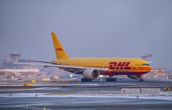 DHL, AeroLogic, Boeing 777F, on the taxiway to Runway West, Frankfurt FRA Airport, Fraport, in