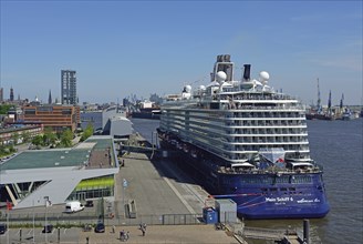 Europe, Germany, Hamburg, Elbe, Cruise Centre Altona, Passenger ship, Mein Schiff 6, Hamburg,