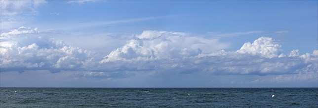 Cumulus cloud (Cumulus) over the Baltic Sea, Kühlungsborn, Mecklenburg-Western Pomerania, Germany,