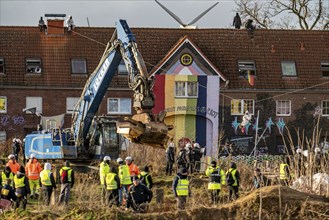 Beginning of the eviction of the Lützerath hamlet, camp of climate activists and squatters, at the