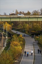 Radschnellweg Ruhr, RS1, along the railway line between Essen and Mülheim, shared cycle path,