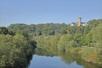 Lahn valley with castle built in the 12th century, Dehrn, Runkel, Westerwald, Taunus, Hesse,