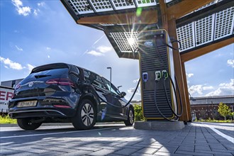 E-fuelling station on the site of the former Lohberg colliery in Dinslaken, 4 300 kW fast-charging