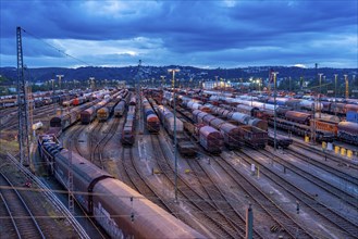 The Hagen-Vorhalle marshalling yard, one of the 9 largest in Germany, is located on the