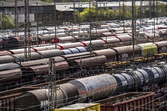 The Hagen-Vorhalle marshalling yard, one of the 9 largest in Germany, is located on the