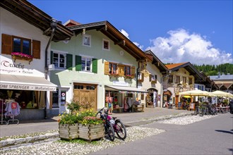 Marktstraße, Mittenwald, Werdenfelser Land, Upper Bavaria, Bavaria, Germany, Europe