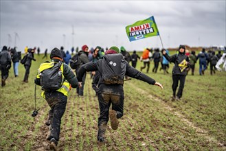 Violent clashes between thousands of demonstrators and the police, after a demonstration against