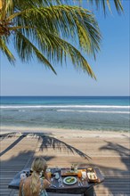 Breakfast under palm trees, travel, tourism, tourism, holiday, food, sea, beach, palm tree, ocean,