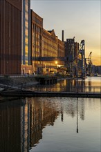 The inner harbour, in Duisburg, building Küppersmühle, and Werhahn-Mühle on the right, North