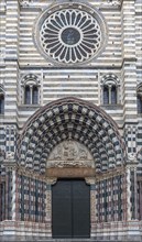 Main portal of San Lorenzo Cathedral, Piazza San Lorenzo, Genoa, Italy, Europe