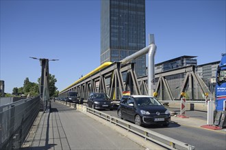 Elsenbrücke, narrowed lane, roadworks, Friedrichshain, Friedrichshain-Kreuzberg, Berlin, Germany,