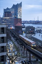 Port of Hamburg, elevated railway runs along the Elbe promenade, from, to Landungsbrücken station,