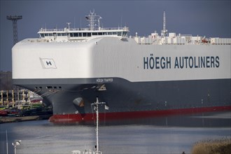 Norwegian car carrier Höegh Trapper, in the car terminal in the seaport of Bremerhaven, can