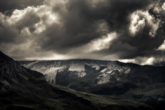 Montafon mountains with dramatic cloudy sky, Tschagguns, Rätikon, Montafon, Vorarlberg, Austria,