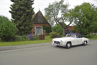 Europe, Germany, Lower Saxony, Lower Elbe Classics, classic car tour, Mercedes-Benz 190 SL, year of