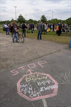 Demonstration against the restrictions in the Corona crisis, anti-vaccination, protest against