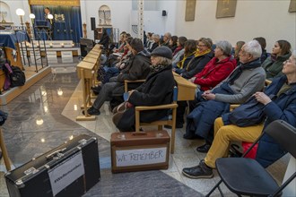 Suitcase march in Recklinghausen, for the 2nd time over 500 people walk through Recklinghausen,