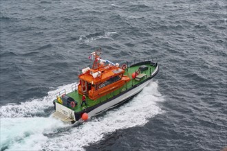 Pilot boat at sea, entrance to Alesund, Fylke, Norway, Europe