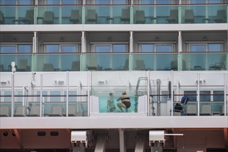 Cruise ship Iona of the British shipping company P&O Cruises, the largest cruise ship ever built in