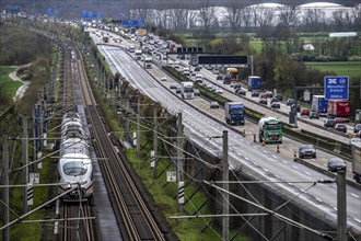 Motorway A3 near Flörsheim, in front of the Mönchhof motorway junction, narrowing of the lanes due