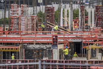 Large construction site in Düsseldorf, construction of condominium North Rhine-Westphalia, Germany,