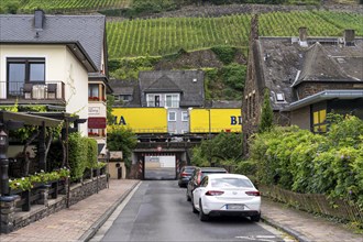 Upper Middle Rhine Valley, railway line on the right bank of the Rhine, goods train line, up to 400