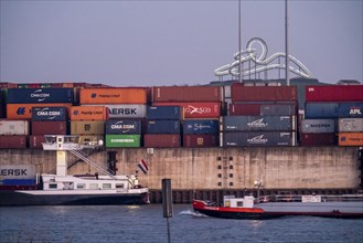 Container Handling Centre, Gateway West Terminal, Logport 2, cargo ship, in Duisburg on the Rhine,