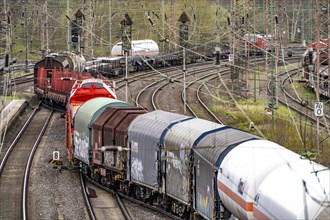 Goods train changing track at the Hagen-Vorhalle marshalling yard, one of the 9 largest in Germany,