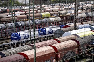 The Hagen-Vorhalle marshalling yard, one of the 9 largest in Germany, is located on the