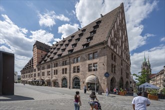 Historic toll hall, built 1498-1502, former granary, Hallplatz 2, Nuremberg, Middle Franconia,