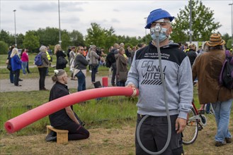 Demonstration against the restrictions in the Corona crisis, anti-vaccination, protest against