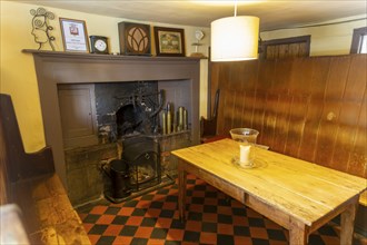 Traditional interior of Kings Head village pub, the Low House, Laxfield, Suffolk, England, UK